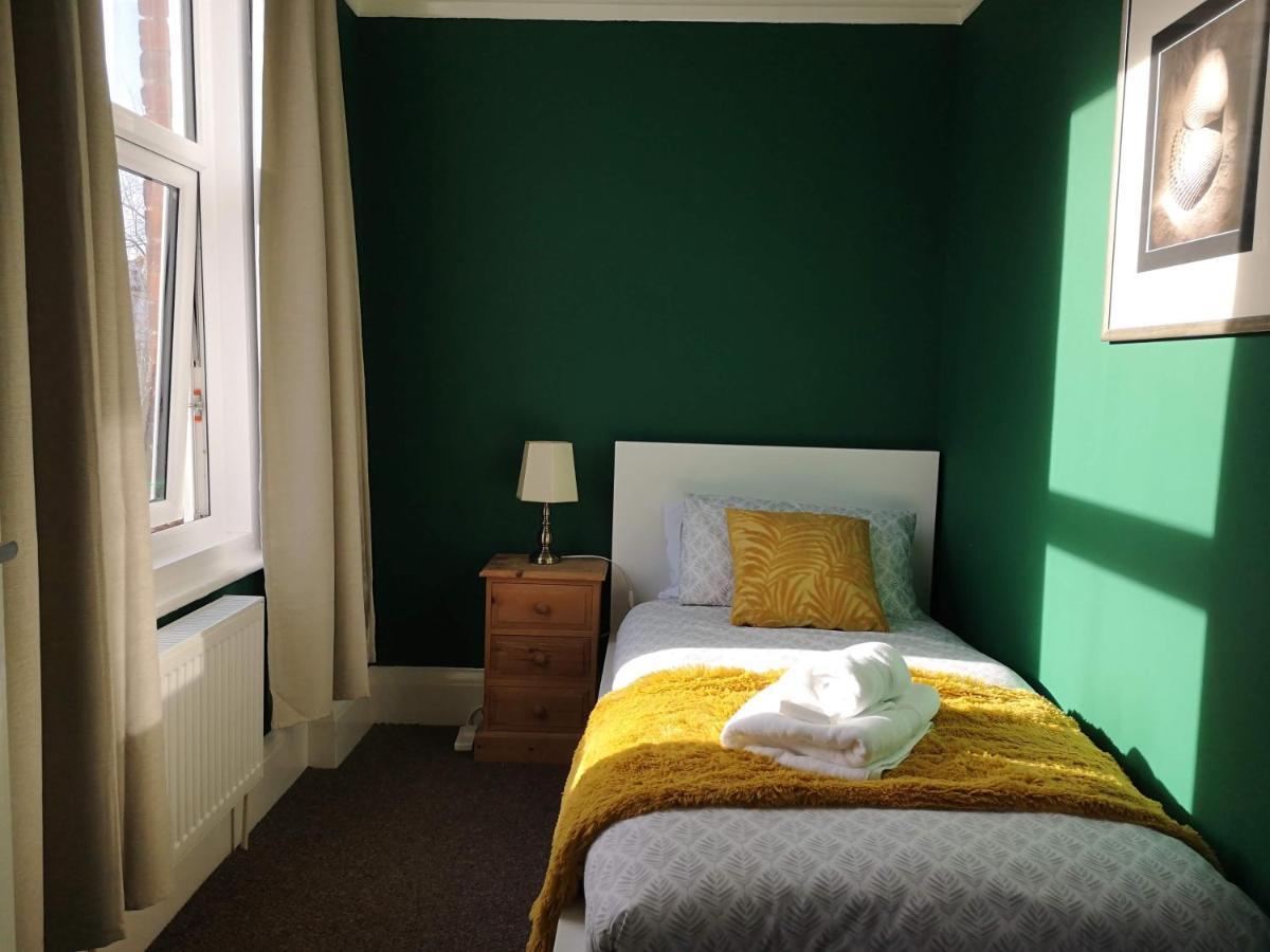 Ferienwohnung Bouverie Escape Folkestone Exterior foto